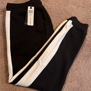 Bench women's size 14 sweat pants nwt